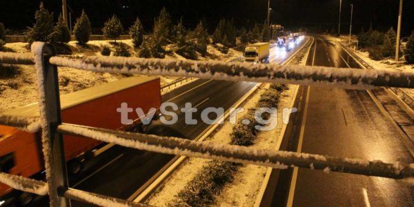 Η “επέλαση” των φορτηγών στην Εθνική μετά την ύφεση των καιρικών φαινομένων (video-photo)