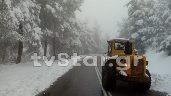 Προσοχή ο Τηλέμαχος χτυπά την Εύβοια. Θα χιονίσει μέσα στη Χαλκίδα