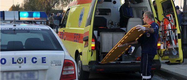 Έκοψε το πόδι του με αλυσοπρίονο – Εσπευσμένα από τα Φάρσαλα στο νοσοκομείο της πόλης!