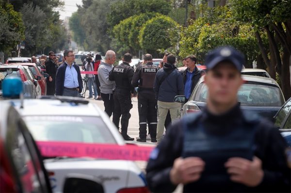 Από την Φθιώτιδα ο 27χρονος που σκότωσε τον γιο του και αυτοκτόνησε. Τι λέει συγγενής του. (video)