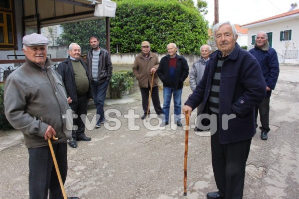 Χωρίς αποζημιώσεις οι άνω των 70 ετών ελαιοπαραγωγοί. Αγανάκτηση στο Διόνυσο Ορχομενού (video-photo)