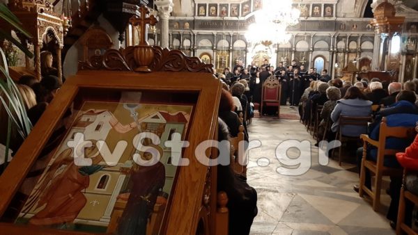 Πορεία στη Μεγάλη Εβδομάδα από την χορωδία της Μητρόπολης Χαλκίδας