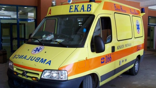Σοκ:  8χρονη χαροπαλεύει από αδέσποτη σφαίρα