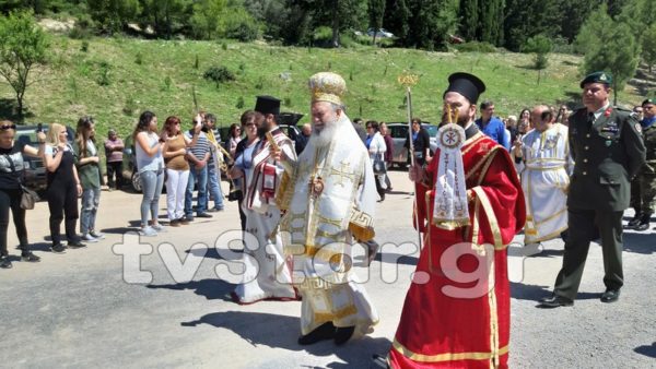 Καβαλάρηδες, χοροστάσι και φαγητό στον Άγιο Γεώργιο Αρμά στα Φύλλα