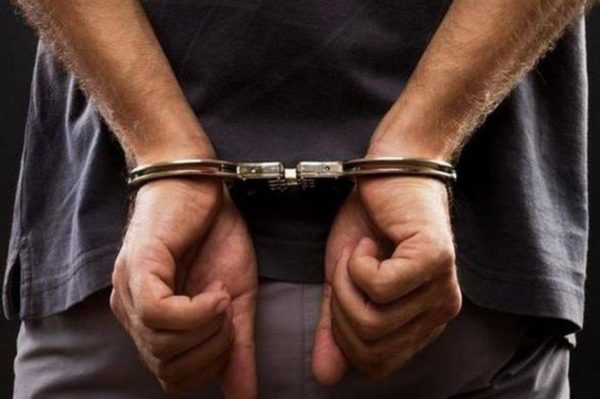Τον έπιασαν λίγο πριν μπει στο κατάστημα για να κλέψει