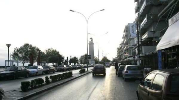 Ιδιοκτήτης καφετέριας γρονθοκόπησε ελεγκτή της ΑΑΔΕ