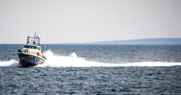 Απίστευτο περιστατικό με 36χρονη που επιχείρησε να αυτοκτονήσει σε λιμάνι