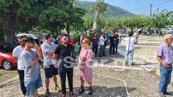 Λαϊκή συνέλευση  και πορεία διαμαρτυρίας στα Καμένα Βούρλα κατά των προσφύγων. Ο αγώνας κλιμακώνεται. ( φώτο και video)