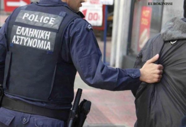Διέρρηξε αυτοκίνητο αλλά τον συνέλαβαν
