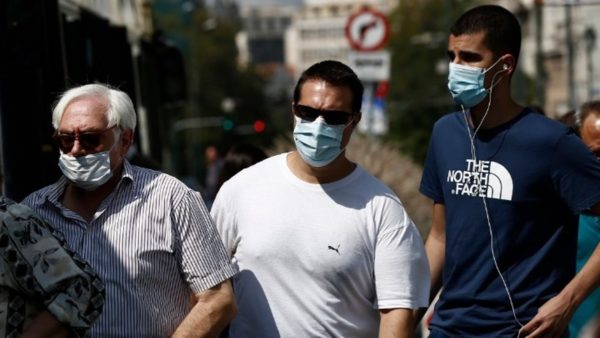 Οι 11 περιοχές όπου είναι υποχρεωτική η χρήση μάσκας σε εξωτερικούς και εσωτερικούς χώρους