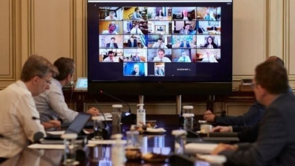Σε εξέλιξη η συνεδρίαση του υπουργικού συμβουλίου