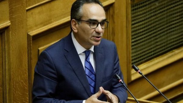 Β. Κοντοζαμάνης: Έχουμε σχεδιασμό για την αντιμετώπιση του ιού της γρίπης-Τα εμβόλια είναι εδώ, θα υπάρξει επάρκεια