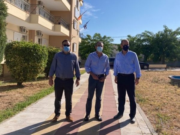 Δωρεά ειδών προστασίας από τον κορωνοϊό σε Δομές Φροντίδας Ηλικιωμένων (video)