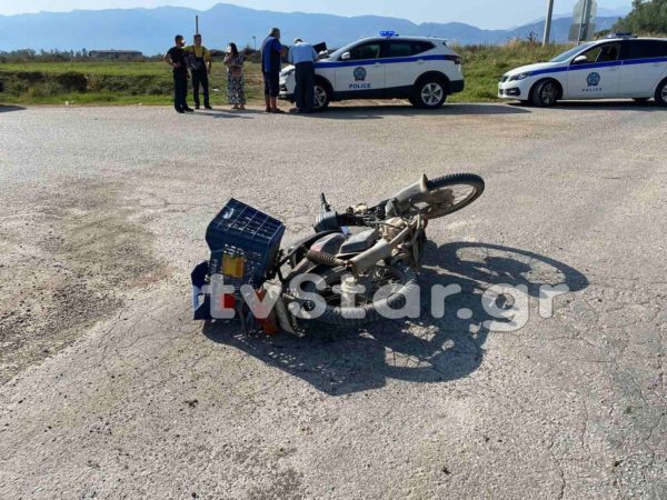 Λαμία: Σφοδρή σύγκρουση ΙΧ με μηχανάκι – Στο Νοσοκομείο Λαμίας ο άτυχος δικυκλιστής (φωτο)