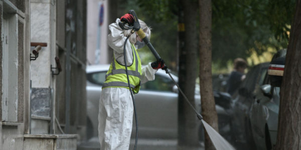 Κορωνοϊός: Μεγάλη ανησυχία για τα γηροκομεία, προβληματισμός για την Αττική