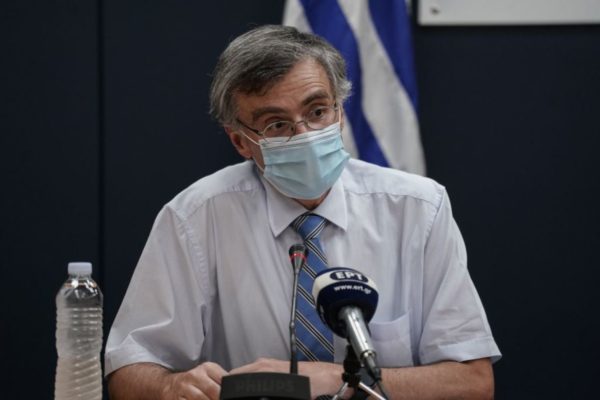 Τσιόδρας για κοροναϊό: Το δεύτερο κύμα της πανδημίας χτυπά ευρωπαϊκές χώρες
