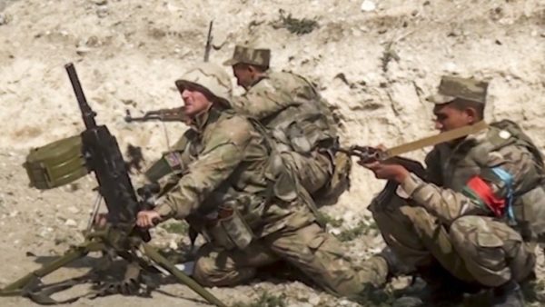 Αζερμπαϊτζάν: Τουλάχιστον 12 νεκροί και 40 τραυματίες σε επίθεση με πυραύλους στην Γκαντσά