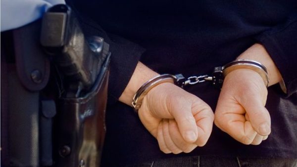 Φθιώτιδα: Έπιασαν  42χρονο που ψάρευε με δυναμίτη