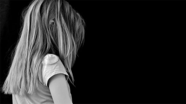 Το παρελθόν του στη Λαμία πρόδωσε τον παιδόφιλο «δράκο του Instagram».