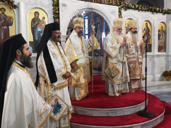 Μήνυμα Ιερώνυμου από Λαμία: Θα έρθουν περισσότερες δυσκολίες, τα χρόνια είναι πονηρά (φωτο-video)
