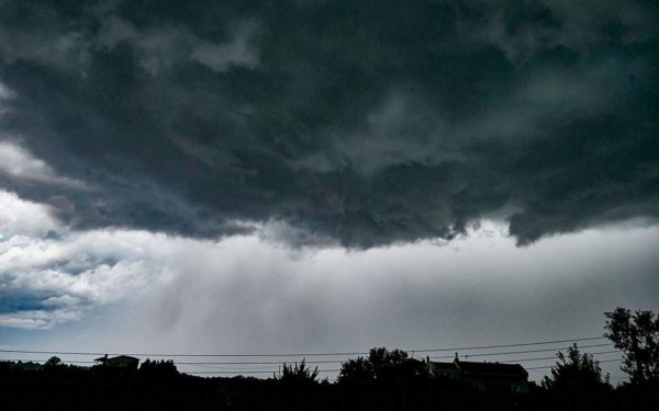 Έρχεται κακοκαιρία με καταιγίδες στην Εύβοια