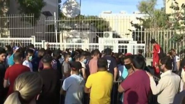 Μέτρα από το υπουργείο Μετανάστευσης για να μη υπάρχουν ουρές στην Υπηρεσία Ασύλου
