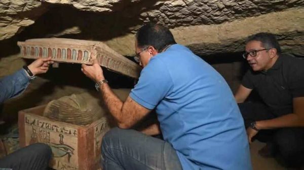 Νέο συναρπαστικό εύρημα στη νεκρόπολη της Σακκάρα: Στο «φως» δεκάδες σφραγισμένες σαρκοφάγοι