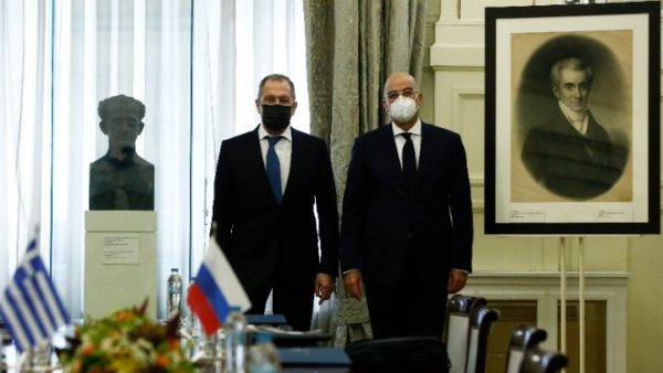 Ν. Δένδιας – Σ. Λαβρόφ: Eπιβεβαιώνονται οι ιστορικοί δεσμοί Ελλάδας – Ρωσίας