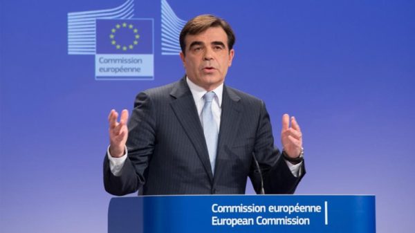 ΕΕ: Θετικός στον κορονοϊό ο Μαργαρίτης Σχοινάς