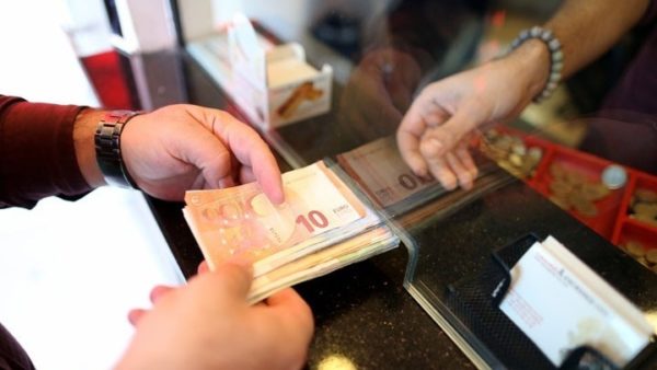 Πιστώνεται σήμερα σε 7.315 δικαιούχους η «Επιστρεπτέα Προκαταβολή»