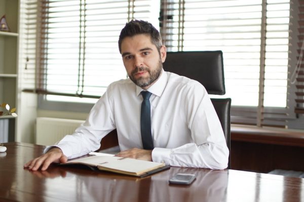 To μήνυμα του Γ.Σαρακιώτη για το φετινό εορτασμό της 28ης Οκτωβρίου
