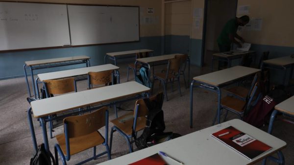 Κορωνοϊός – Κλειστά σχολεία: Τι θα γίνει με δημοτικά, γυμνάσια και λύκεια