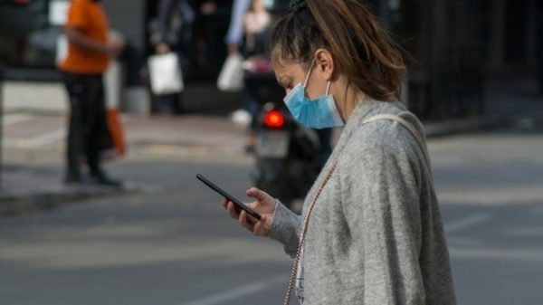 Αναλυτικά τα μέτρα που ισχύουν από 7 Νοεμβρίου – Δευτέρα κλείνουν τα κομμωτήρια, στο 50% η τηλεργασία παντού