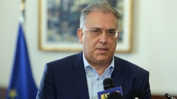 Τ. Θεοδωρικάκος: Επιπλέον 60 εκατ. ευρώ στους δήμους για την κάλυψη απώλειας τελών