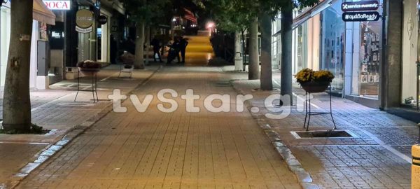 Η νυχτερινή Λαμία σε καραντίνα. Δείτε φωτορεπορτάζ και video
