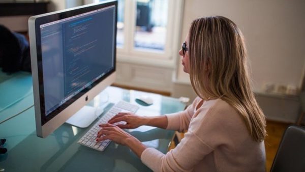 Επεκτείνεται η υπηρεσία ασφαλούς τηλεργασίας για τους υπαλλήλους της δημόσιας διοίκησης
