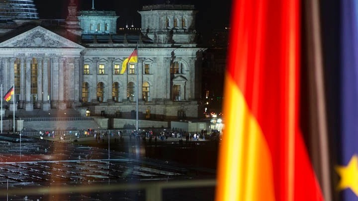 GermanyBundestagBuilding800454