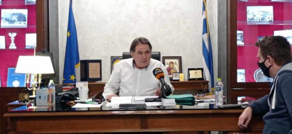 Λαμία: Μωρό θετικό στον Κορωνοϊό. 5 ακόμη κρούσματα. Σε συναγερμό οι αρχές. (video)