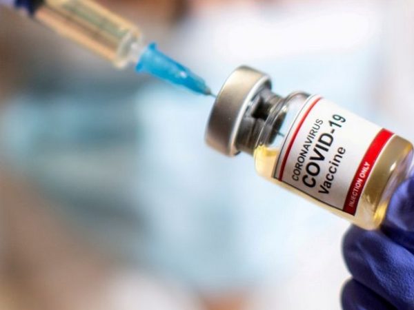 Έφτασαν στην Κρήτη 10.000 εμβόλια κατά της Covid-19 – Ξεκινάει τη Δευτέρα o εμβολιασμός