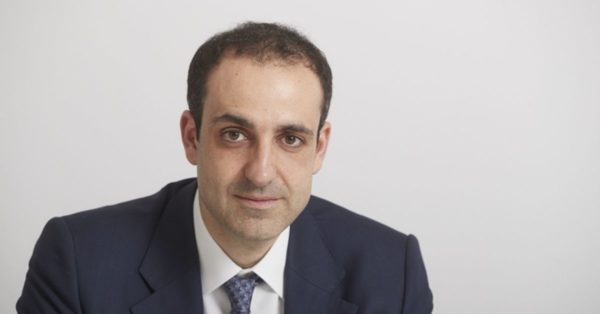 O Γρηγόρης Δημητριάδης άνοιξε νέο δικηγορικό γραφείο στη Θήβα