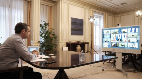 Ξεκίνησε η Σύνοδος Κορυφής των «27» – Το πιστοποιητικό εμβολιασμού στην ατζέντα