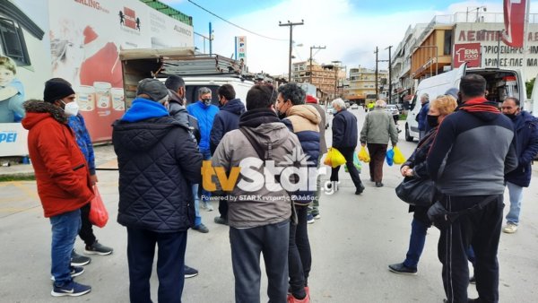 Διαμαρτυρία με αυτοκινητοπομπή. Επαγγελματίες πήγαν για δουλειά και τους σταμάτησαν