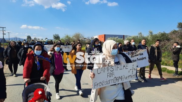 Οι πρόσφυγες της Ριτσώνας διεκδικούν και διαμαρτύρονται. Αγανακτεί η τοπική κοινωνία