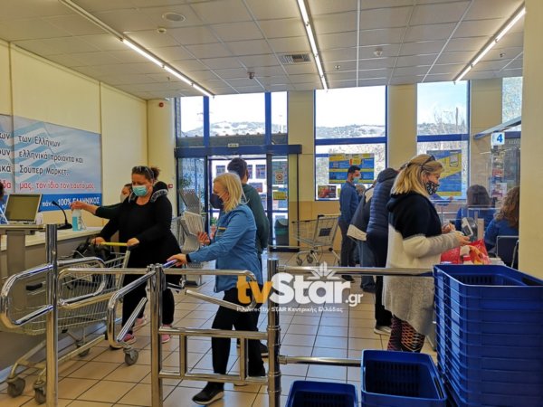 Καθαρά Δευτέρα εν μέσω lockdown – Αυξημένη η κίνηση στα σούπερ μάρκετ (video)