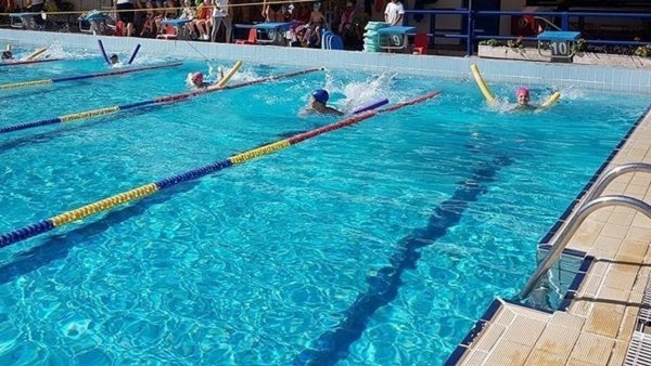 Νέο σκάνδαλο:Παράγοντας της κολύμβησης κακοποιούσε σεξουαλικά δύο δεκάχρονα κορίτσια