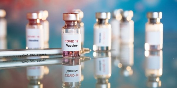 ΗΠΑ-Covid-19: Πρώτα θετικά αποτελέσματα στις δοκιμές της Moderna για μια 3η δόση εμβολίου