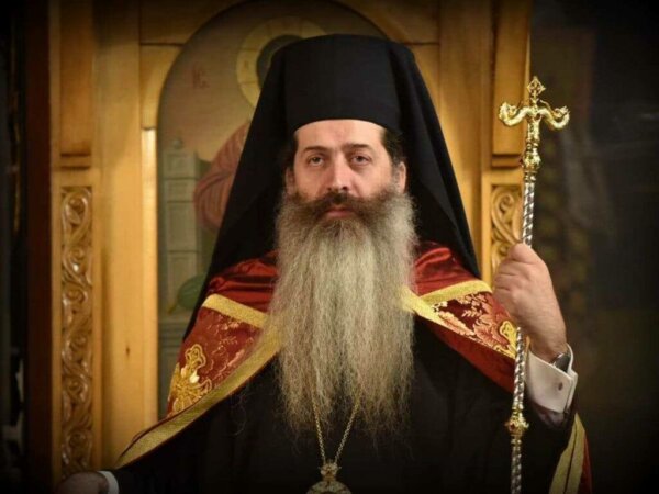 Με ΑstraΖeneca εμβολιάστηκε ο μητροπολίτης Συμεών
