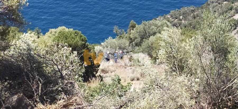 Τραγωδία: Χειριστής σκαπτικού μηχανήματος σκοτώθηκε πέφτοντας σε γκρεμό.  (φωτο) – tvstar.gr