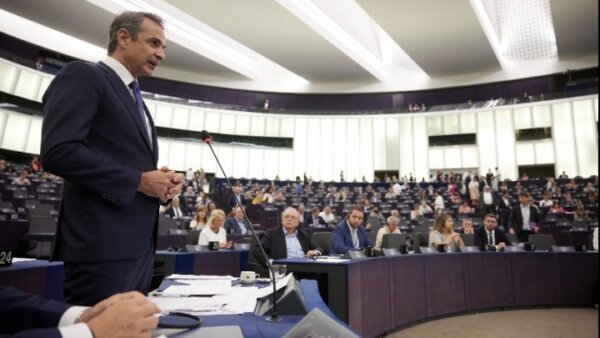 Μητσοτάκης στο ΕΚ: Η Ελλάδα προστατεύει τα σύνορα της με πλήρη σεβασμό των θεμελιωδών ανθρωπίνων δικαιωμάτων