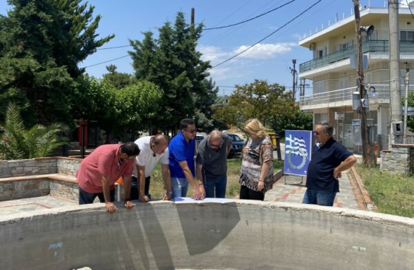 Ξεκινά το έργο ανάπλασης του κέντρου και της πλατείας στο Βαθύ Αυλίδος (φωτο)